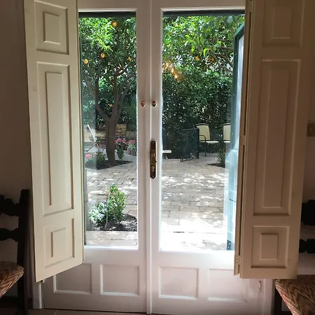 Casa Varo